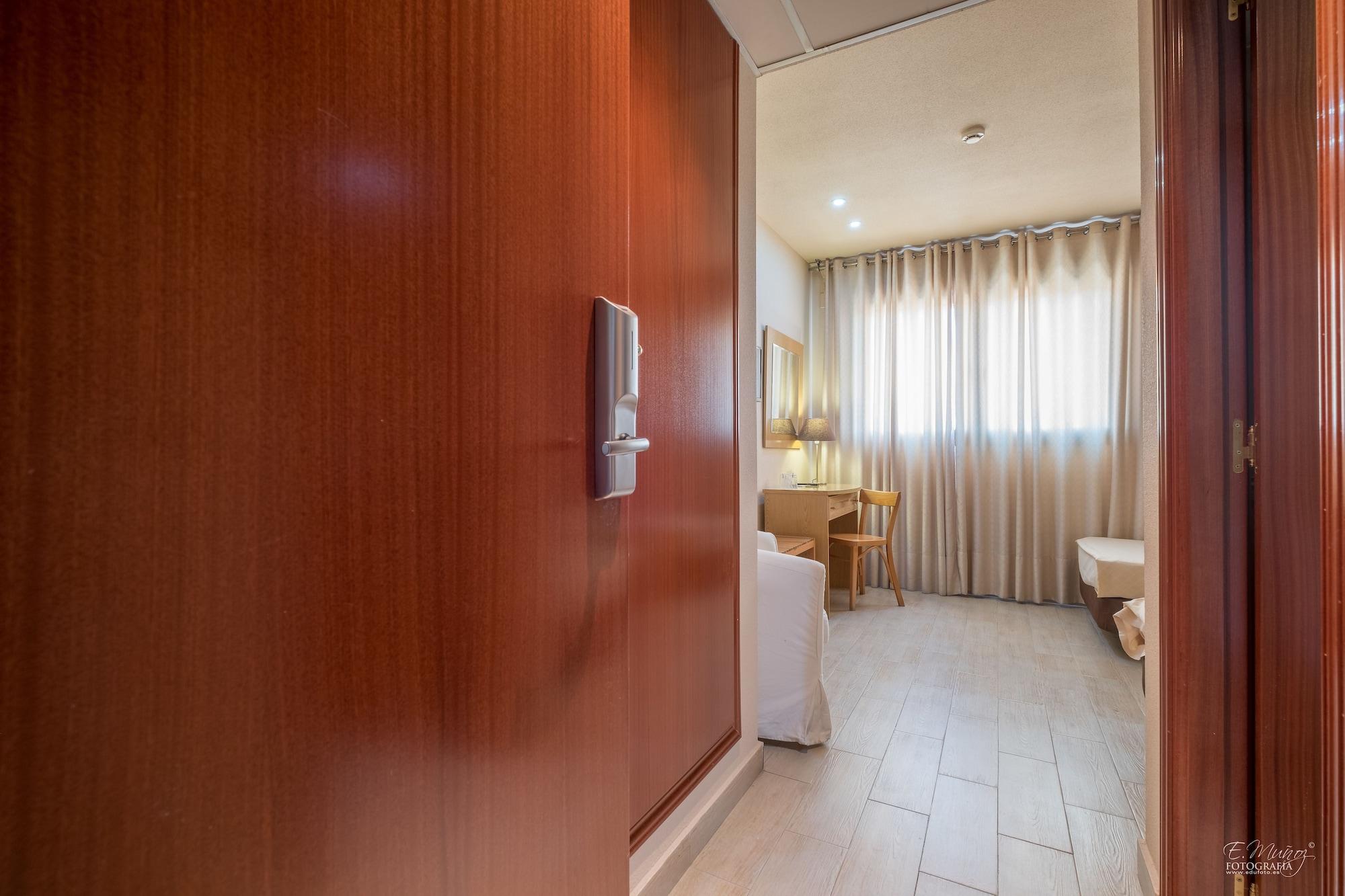 Hotel Vivar Griñón エクステリア 写真