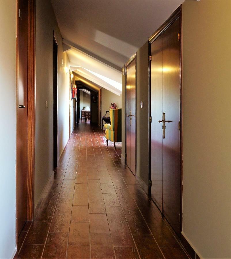 Hotel Vivar Griñón エクステリア 写真