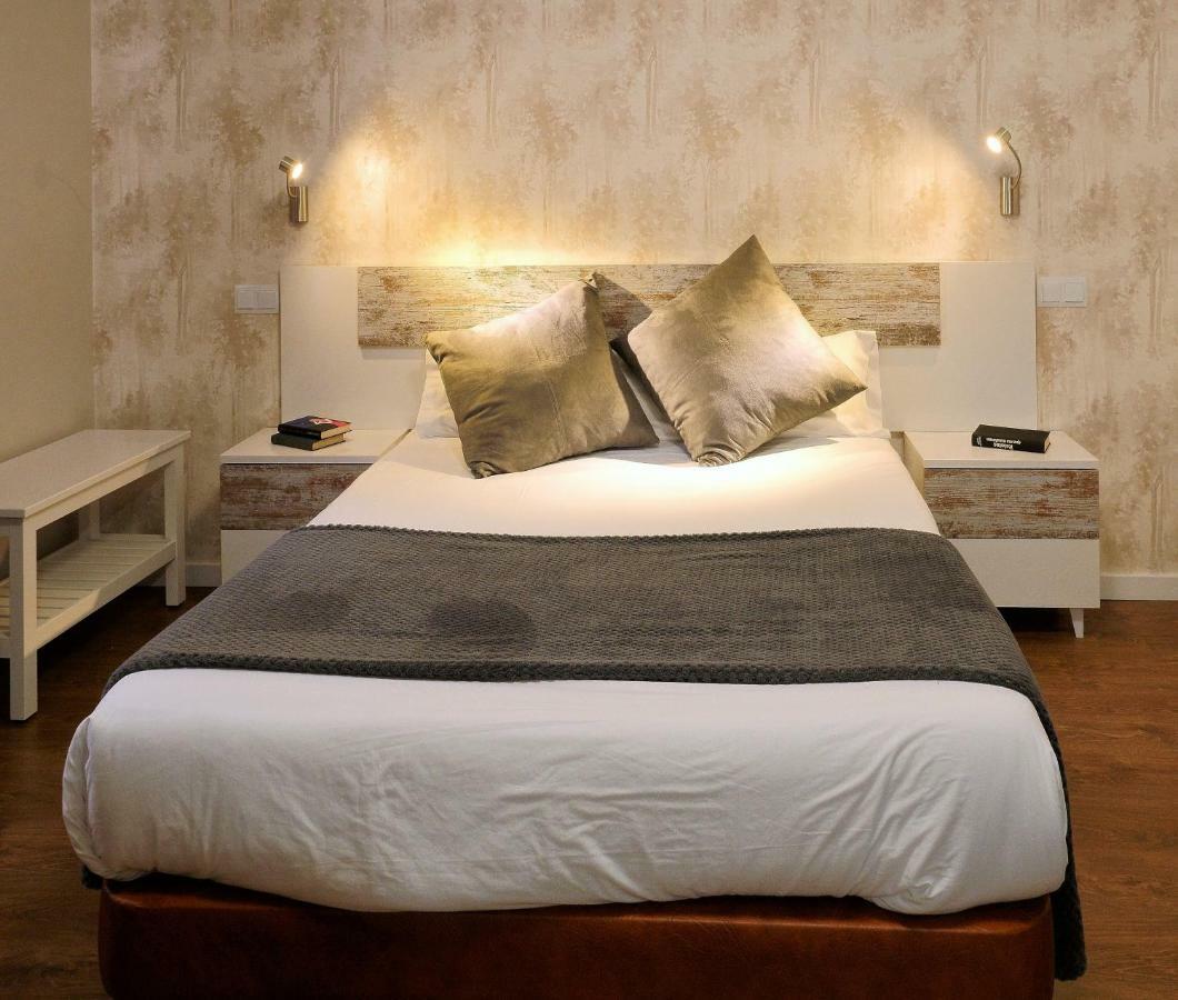 Hotel Vivar Griñón エクステリア 写真